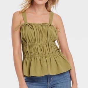 Universal Thread Tank; Olive Green Color; Size S.
